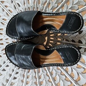 Born black leather sandals size 9 womens